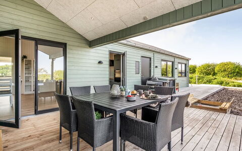 Alpo - 450M from the Sea: Cottage, Roof, Home, Slope, Hut, Siding