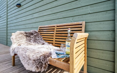 Alpo - 450M from the Sea: Cottage, Roof, Home, Slope, Hut, Siding