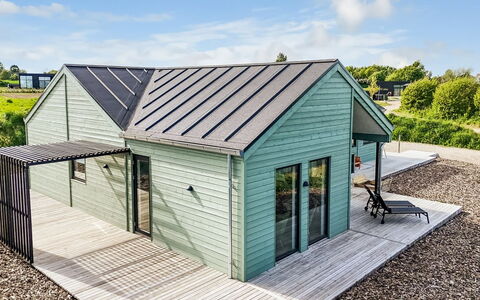 Alpo - 450M from the Sea: Cottage, Roof, Home, Slope, Hut, Siding