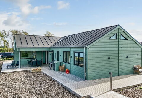 Alpo - 450M from the Sea: House, Home, Residential Area, Roof, Cottage, Land Lot, Estate, Yard, Garden, Siding