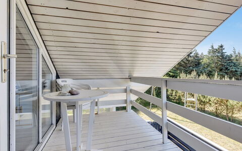 Bente - 800M from the Sea: Roof, House, Home, Cottage, Door, Siding, Deck, Porch, Plank, Hardwood