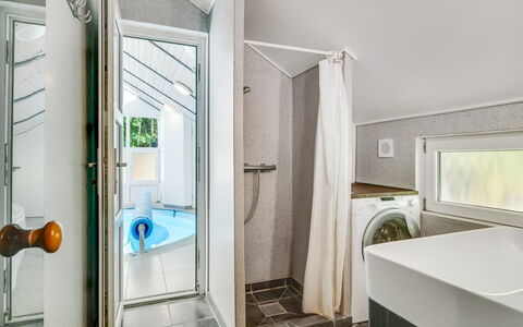 Eisa - 300M to the Fjord: Flooring, Plumbing Fixture, Ceiling, Interior Design, Floor, Home, Room, Plumbing, Bathroom, Tap