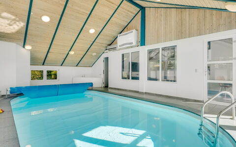 Eisa - 300M to the Fjord: Blue, Shrub, Cottage, Groundcover, Garden, Estate, Shade, Landscaping, Farmhouse, Eco Hotel