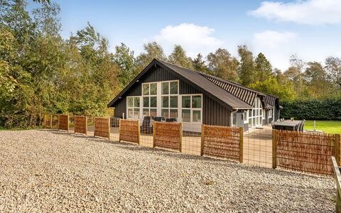 Eisa - 300M to the Fjord: Blue, Shrub, Cottage, Groundcover, Garden, Estate, Shade, Landscaping, Farmhouse, Eco Hotel