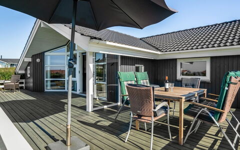 Brynjolf - 350M to the Fjord: House, Roof, Home, Cottage, Shed, Garden Buildings, Siding, Yard, Log Cabin, Hut