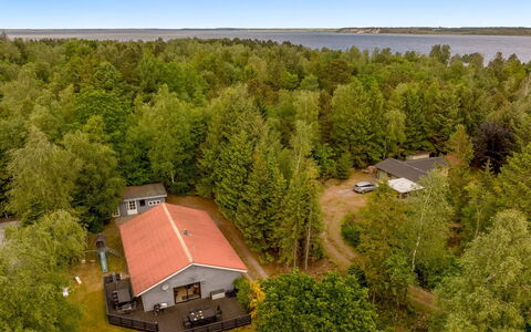 Anine - 200M to the Fjord: Blue, Shrub, Cottage, Groundcover, Garden, Estate, Shade, Landscaping, Farmhouse, Eco Hotel