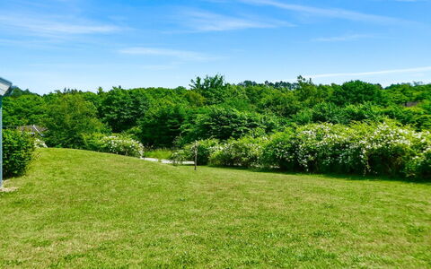 Athisl - 800M from the Sea: Sky, Blue, Green, Daytime, Grass, Tree, Natural Environment, Nature, Vegetation, Grassland