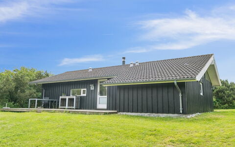 Arntraud - 250M from the Sea: Grass, Grassland, Land Lot, Cottage, Rural Area, Meadow, Garden Buildings, Garden, Shed