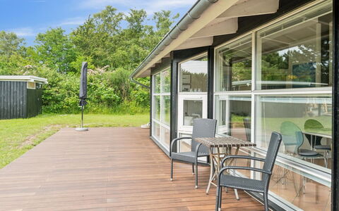 Arntraud - 250M from the Sea: Grass, Grassland, Land Lot, Cottage, Rural Area, Meadow, Garden Buildings, Garden, Shed