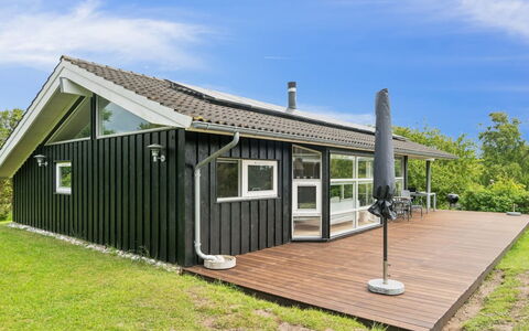 Arntraud - 250M from the Sea: Grass, Grassland, Land Lot, Cottage, Rural Area, Meadow, Garden Buildings, Garden, Shed