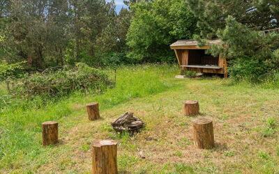 Arntraud - 250M from the Sea