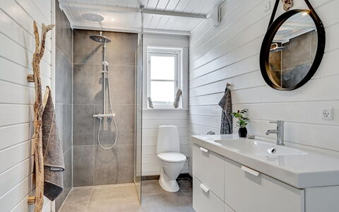 Siebelt - 200M from the Sea: Flooring, Plumbing Fixture, Floor, Interior Design, Plumbing, Bathroom, Bathroom Cabinet, Tile, Tap, Sink