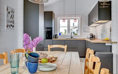 Siebelt - 200M from the Sea: Furniture, Kitchen, Countertop, Interior Design, Flooring, Kitchen Appliance, Wood, Cabinetry, Floor, Major Appliance