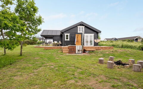 Siebelt - 200M from the Sea: Roof, House, Home, Cottage, Siding, Estate, Driveway, Garden Buildings, Yard, Shed