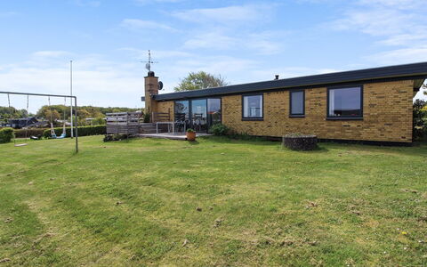 Kiowa - 100M from the Sea: Cottage, Shed, Hut, Farmhouse, Prairie, Shack, Barn, Log Cabin, Garden Buildings