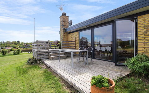Kiowa - 100M from the Sea: Cottage, Shed, Hut, Farmhouse, Prairie, Shack, Barn, Log Cabin, Garden Buildings