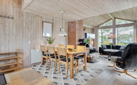Jaskirt - 125M from the Sea: Wood, Ceiling, Interior Design, Furniture, Flooring, Home, Room, Living Room, Hardwood, Light Fixture
