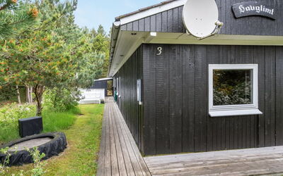 Jaskirt - 125M from the Sea