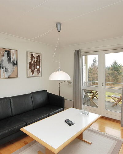 Enni - 100M from the Sea