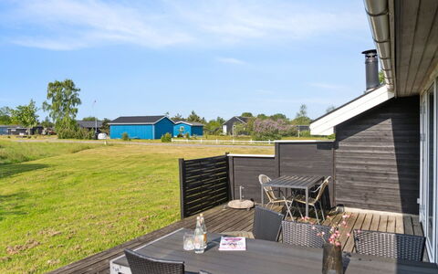 Jil - 750M from the Sea: Architecture, Roof, Home, Composite Material, Daylighting, Siding, Driveway