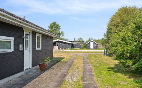 Jil - 750M from the Sea: Architecture, Roof, Home, Composite Material, Daylighting, Siding, Driveway