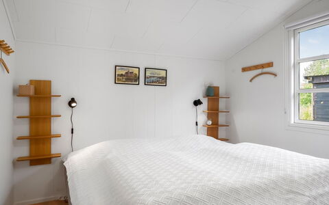 Gia - 1.3Km from the Sea: Wall, Bedroom, Bed, Wood, Interior Design, Ceiling, Furniture, Flooring, Bed Sheet, Floor