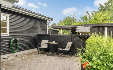 Gia - 1.3Km from the Sea: Wood, Siding, Home, Garden, Backyard, Cottage, Yard, Shade, Outdoor Furniture, Garden Buildings