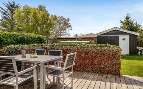 Ingobert - 50M from the Sea: Grass, Grassland, Landscape, Ecoregion, Plain, Plant Community, Land Lot, Outdoor Furniture, Prairie, Shrubland