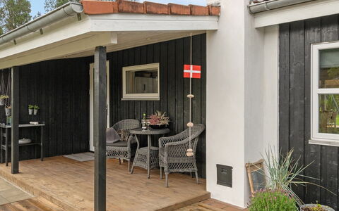 Almen - 400M from the Sea: Roof, House, Home, Cottage, Siding, Estate, Driveway, Garden Buildings, Yard, Shed