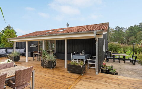 Almen - 400M from the Sea: Roof, House, Home, Cottage, Siding, Estate, Driveway, Garden Buildings, Yard, Shed