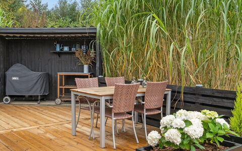 Almen - 400M from the Sea: Roof, House, Home, Cottage, Siding, Estate, Driveway, Garden Buildings, Yard, Shed