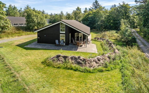 Kringfod - 590M from the Sea: Grass, Grassland, Landscape, Ecoregion, Plain, Plant Community, Land Lot, Outdoor Furniture, Prairie, Shrubland