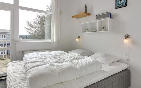 Ingolf - 750M from the Sea: Bed, Bedroom, Bedding, Furniture, Interior Design, Bed Sheet, Wall, Ceiling, Linens, Floor