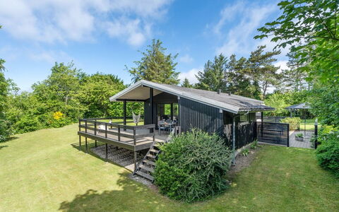 Angantir - 700M to the Fjord: Cottage, Shed, Hut, Farmhouse, Prairie, Shack, Barn, Log Cabin, Garden Buildings