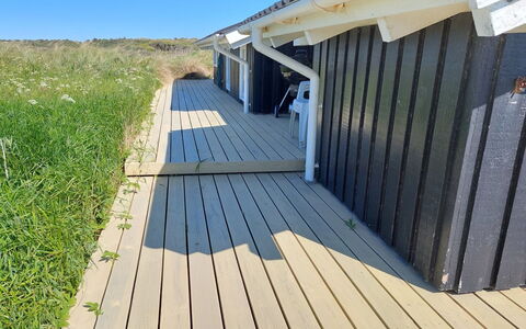 Sixten - 450M from the Sea: Flooring, Wall, Floor, Interior Design, Wood, Ceiling, Wood Flooring, Lighting, Furniture, Laminate Flooring
