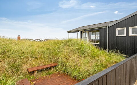 Edwin - 400M from the Sea