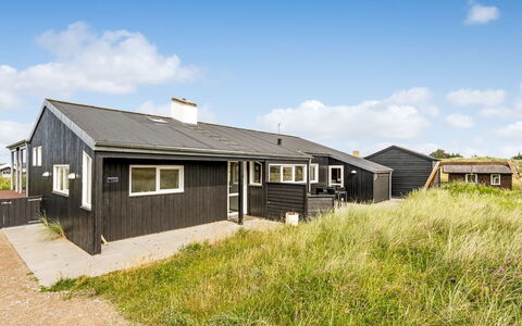 Edwin - 400M from the Sea