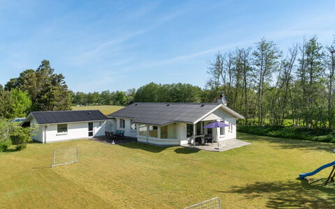 Ehm - 600M from the Sea: Architecture, Roof, Home, Composite Material, Daylighting, Siding, Driveway