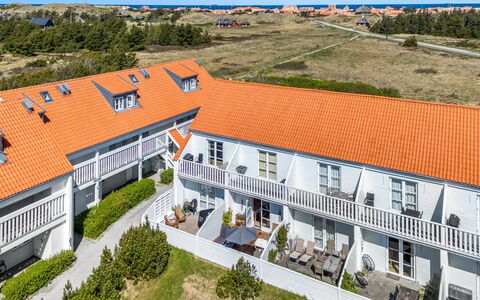 Cilla - 1Km from the Sea: House, Home, Residential Area, Roof, Cottage, Land Lot, Estate, Yard, Garden, Siding