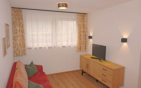 Freiheit-La: Furniture, Property, Cabinetry, Comfort, Drawer, Building, Wood, Interior Design, Flooring, Chest Of Drawers