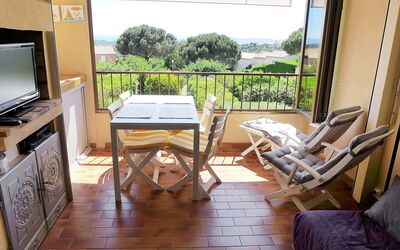 Accommodation:&nbsp;Colline Valmer 600.4