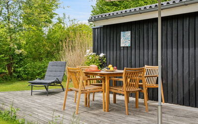 Ilsabet - 750M from the Sea