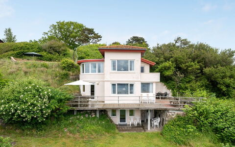 Grumme - 30M to the Fjord: Cottage, Home, House, Roof, Porch, Estate, Siding, Garden Buildings, Farmhouse, Yard