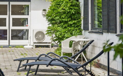 Gadde - 1Km from the Sea: 