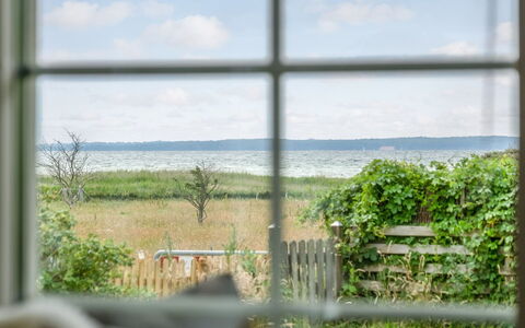 Bernadete - 50M to the Fjord: Roof, House, Land Lot, Home, Cottage, Estate, Garden Buildings, Shade, Log Cabin, Landscaping