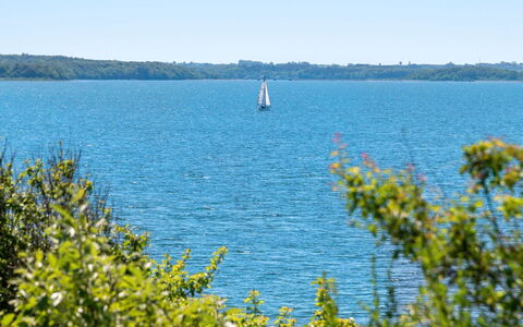 Tobrjön - 200M to the Fjord: Furniture, Interior Design, Chair, Flooring, Table, Resort, Floor, Ceiling, Room, Eco Hotel