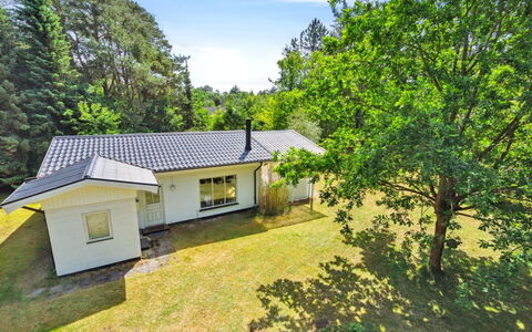 Rietrikki - 1.5Km from the Sea: Wood, Cottage, Hardwood, Plank, Wood Stain, Garden Buildings, Design, Yard, Log Cabin, Backyard
