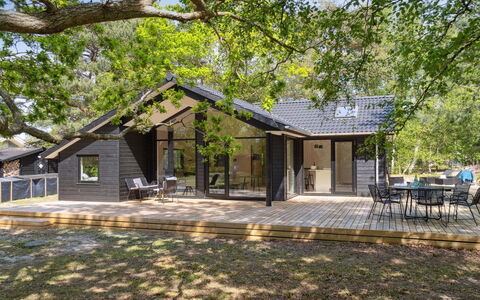 Miljanka - 175M from the Sea: Roof, House, Land Lot, Home, Cottage, Estate, Garden Buildings, Shade, Log Cabin, Landscaping