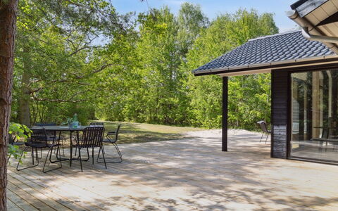 Miljanka - 175M from the Sea: Roof, House, Land Lot, Home, Cottage, Estate, Garden Buildings, Shade, Log Cabin, Landscaping