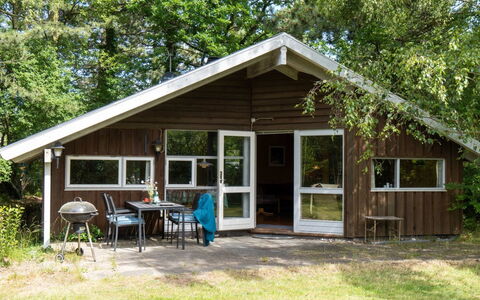 Kerrin - 300M from the Sea: Wood, Cottage, Hardwood, Plank, Wood Stain, Garden Buildings, Design, Yard, Log Cabin, Backyard